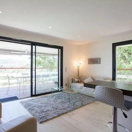Apartment Outstanding Sea View Luxury Residential With Swimming Pool