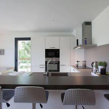 Appartement Outstanding Sea View Luxury Residential With Swimming Pool *